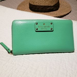 Kate Spade zip around wallet